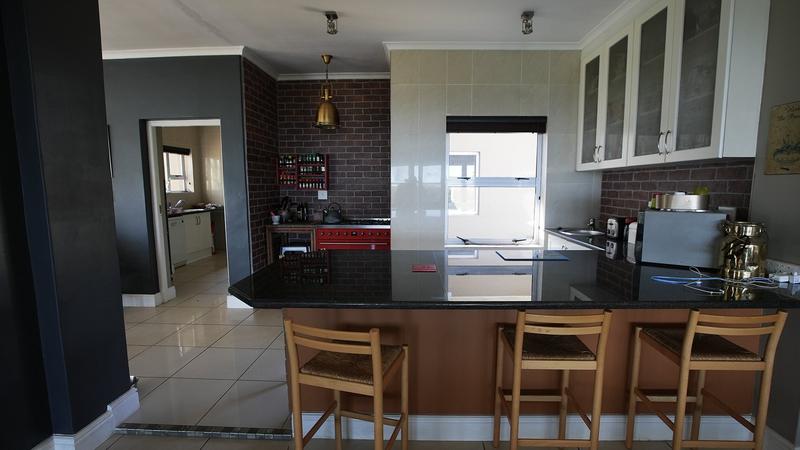 5 Bedroom Property for Sale in Crofters Valley Western Cape